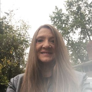 Meet your Posher, Janet